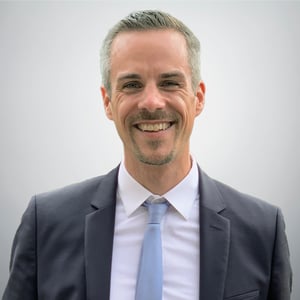 Portrait of Peter Vages, member of the management team.